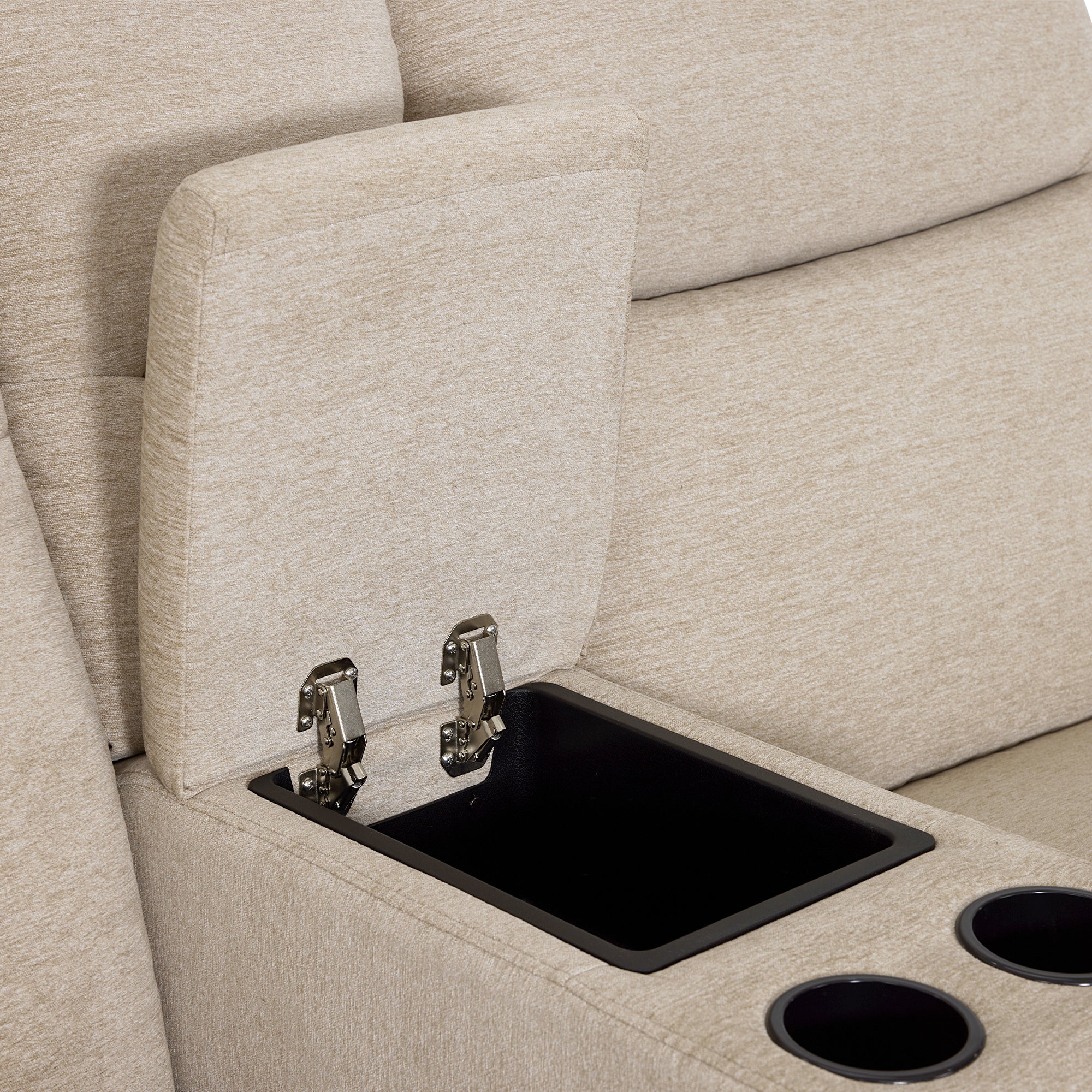 console #color_beige